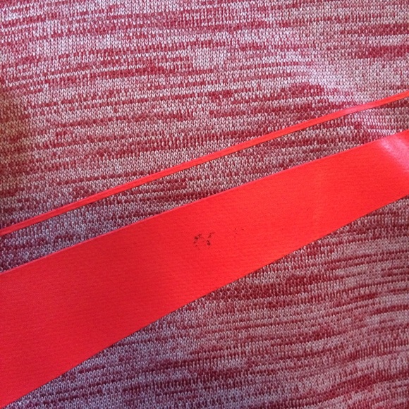 LAST CALL! NWT Boys Nike Training Hoodie - Picture 6 of 6